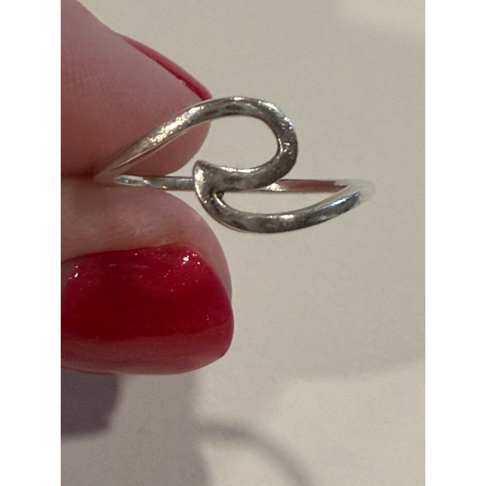 925 Sterling Silver Wave Ring Size 6